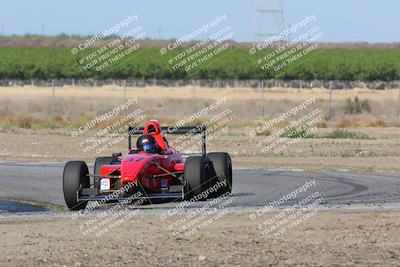 media/Apr-30-2022-CalClub SCCA (Sat) [[98b58ad398]]/Group 6/Race (Outside Grapevine)/